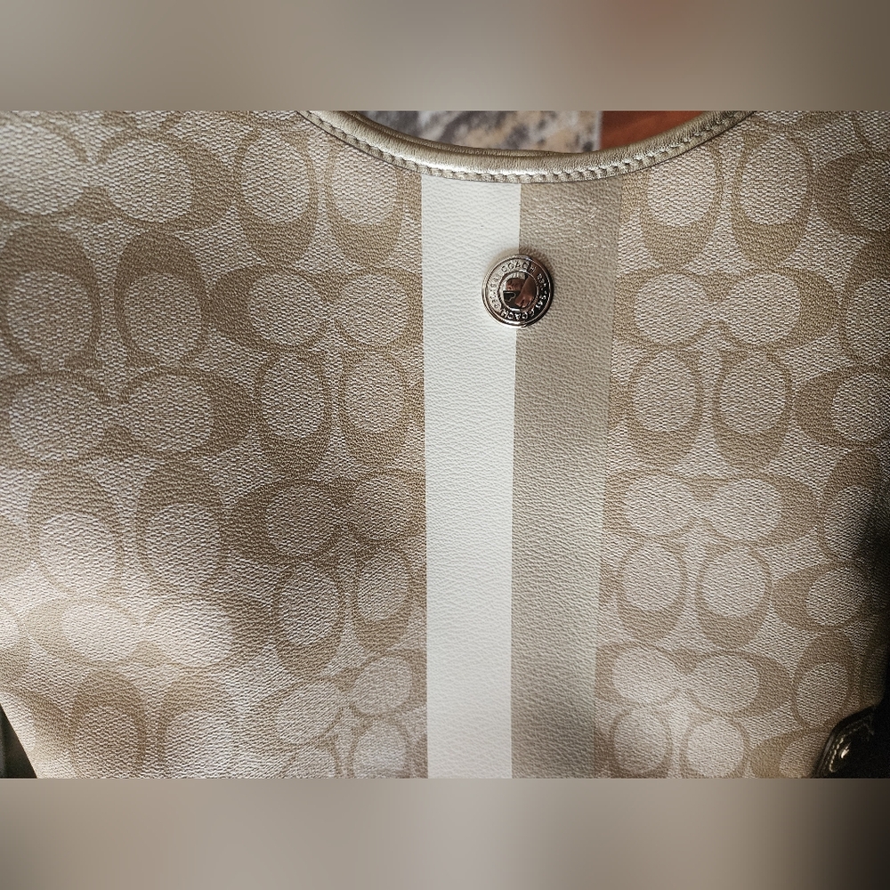 Coach Beige & White & Gold Adjustable 1 Crossbody/1 Shoulder Strap - Picture 7 of 16